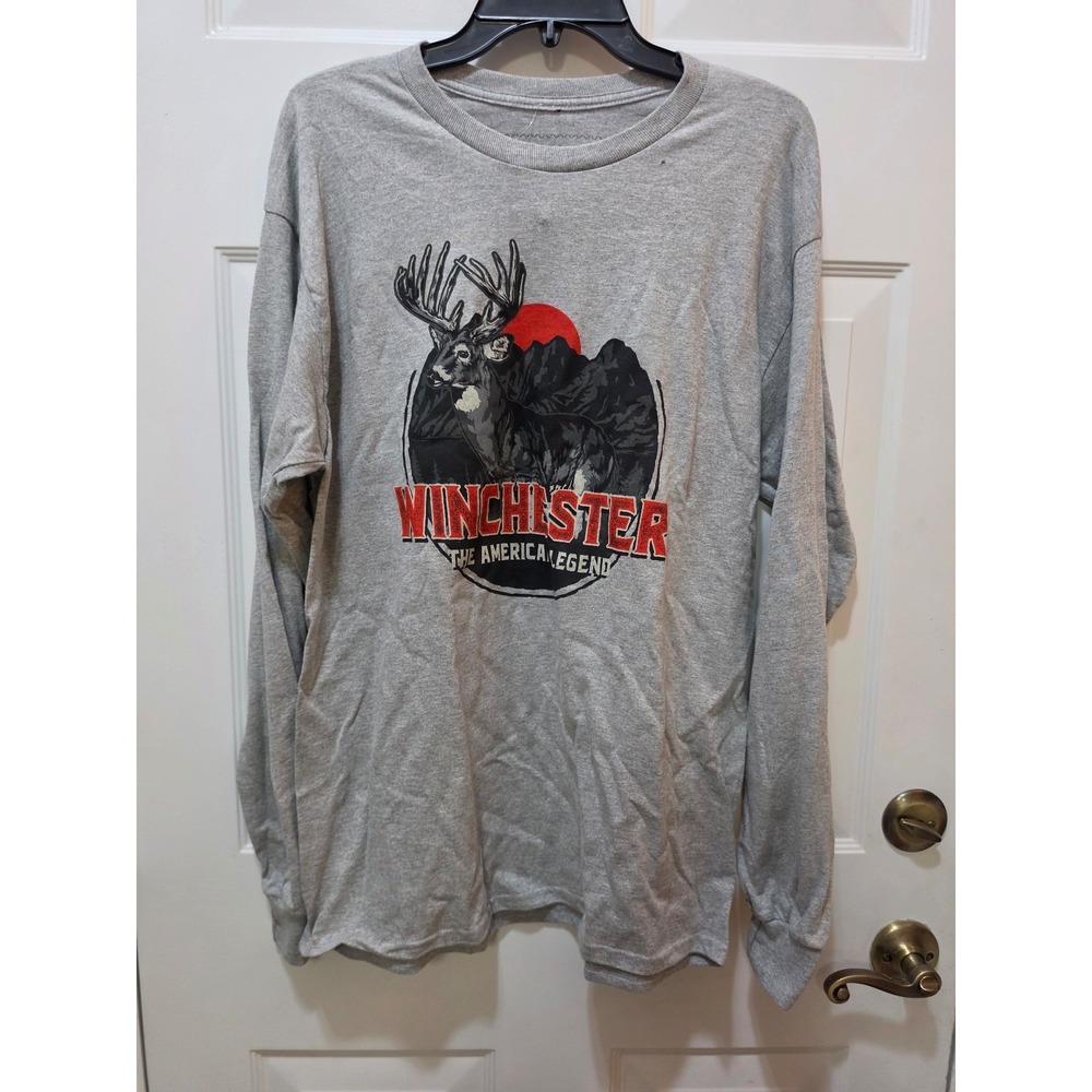 NWT Winchester Mens Long Sleeve Deer Graphic Tee Grey L Read Note: Pinhole